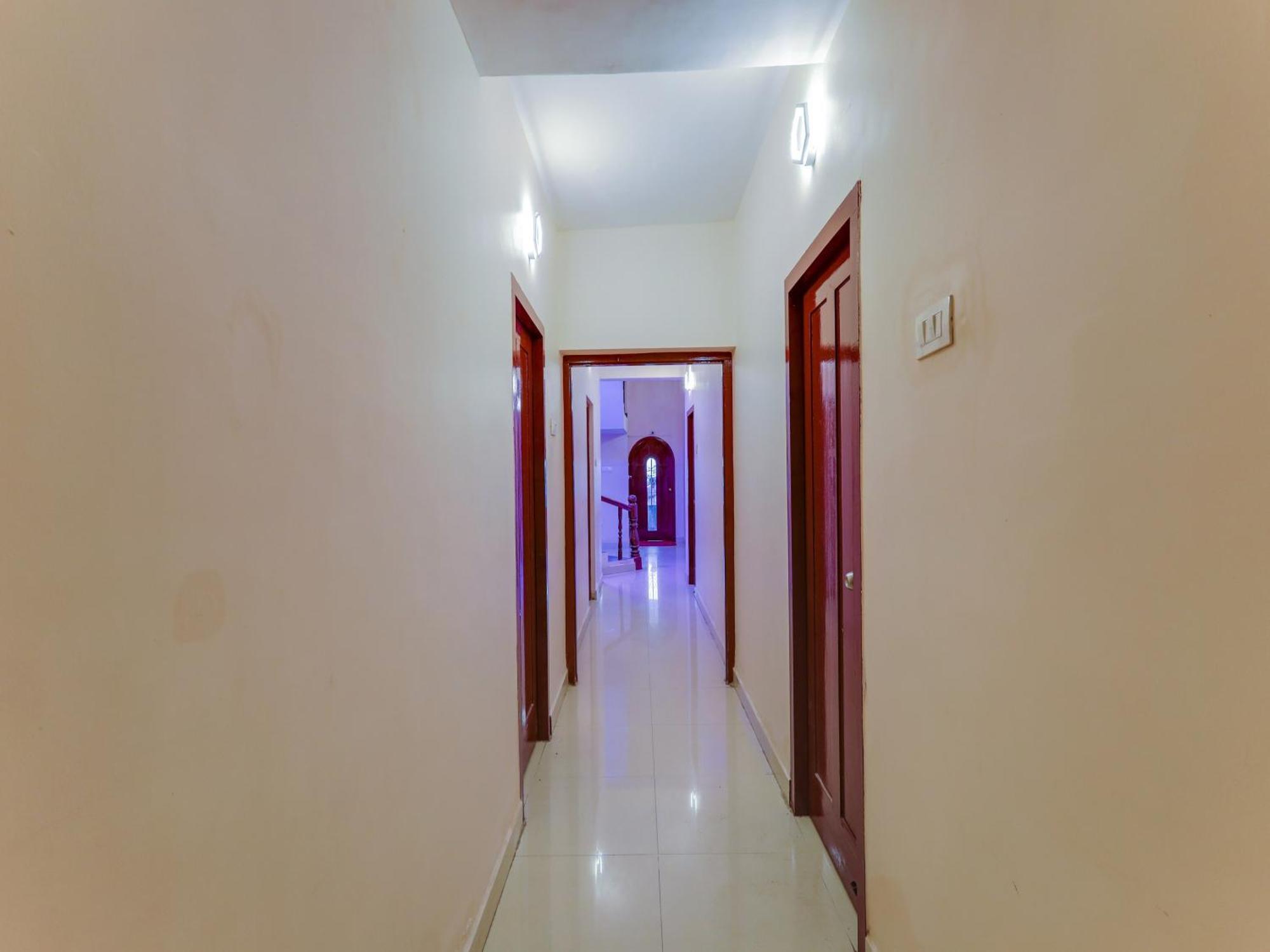 Super Hotel O Vsv Guest House Maduravoyal Chennai Luaran gambar