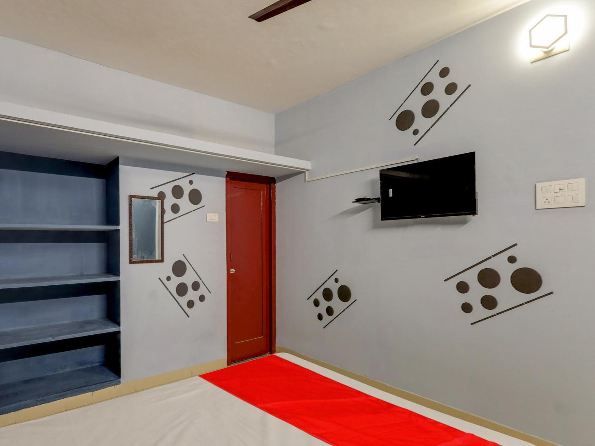 Super Hotel O Vsv Guest House Maduravoyal Chennai Luaran gambar